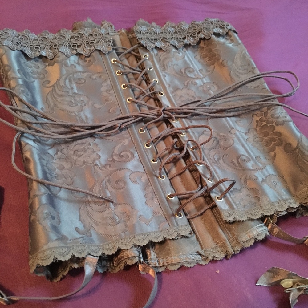 Frederick’s of Hollywood corset, grey size 34